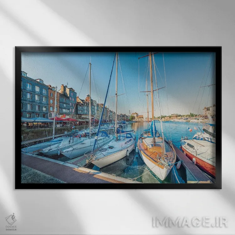 تابلو اونفلور (فرانسه) اثر مانجیک پیکچرز (استودیو عکاسی یا فیلمسازی) - نمای قابدار مشکی