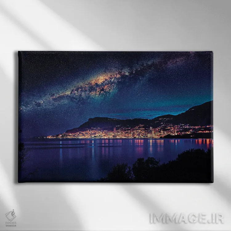 تابلو شب در موناکو اثر مانجیک پیکچرز (استودیو عکاسی یا فیلمسازی) - نمای روبهرو روی دیوار