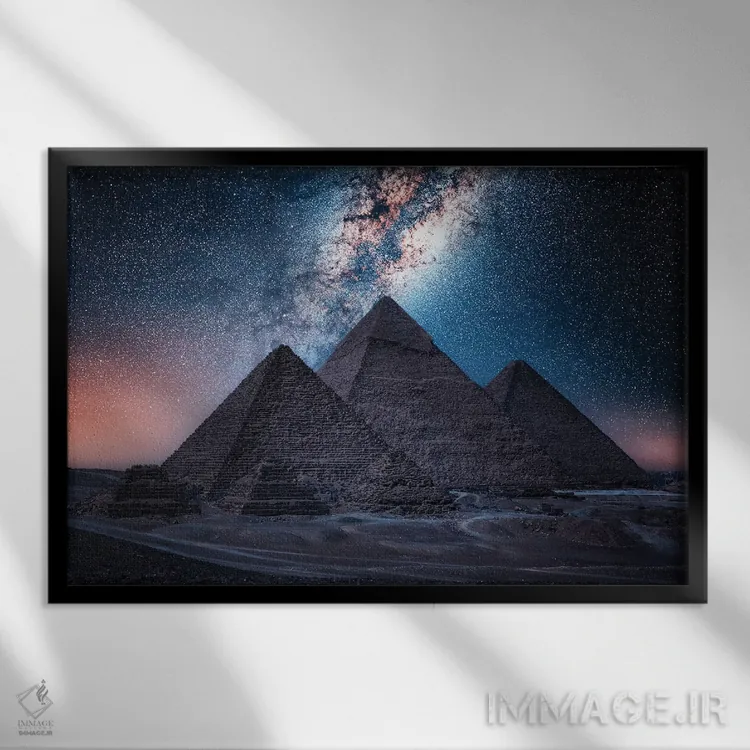 تابلو شب مصری اثر مانجیک پیکچرز (استودیو عکاسی یا فیلمسازی) - نمای قابدار مشکی