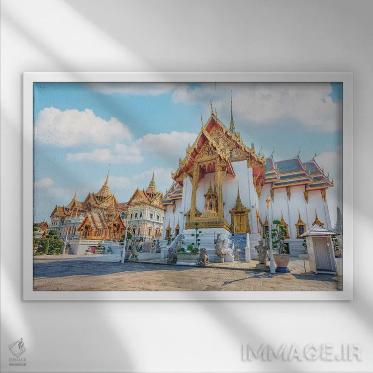 تابلو کاخ سلطنتی بزرگ اثر مانجیک پیکچرز (استودیو عکاسی یا فیلمسازی) - نمای قابدار سفید