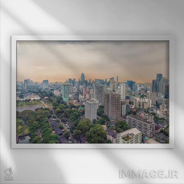 تابلو عصر در بانکوک اثر مانجیک پیکچرز (استودیو عکاسی یا فیلمسازی) - نمای قابدار سفید