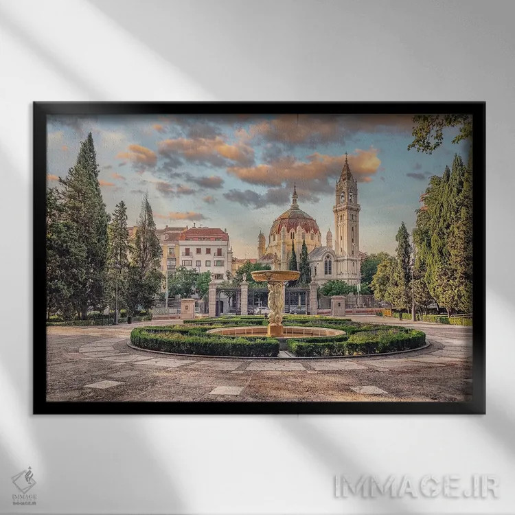 تابلو فوئنته د لاس کواترو گراسیا (فواره چهار نعمت، اسپانیا) اثر مانجیک پیکچرز (استودیو عکاسی یا فیلمسازی) - نمای قابدار مشکی