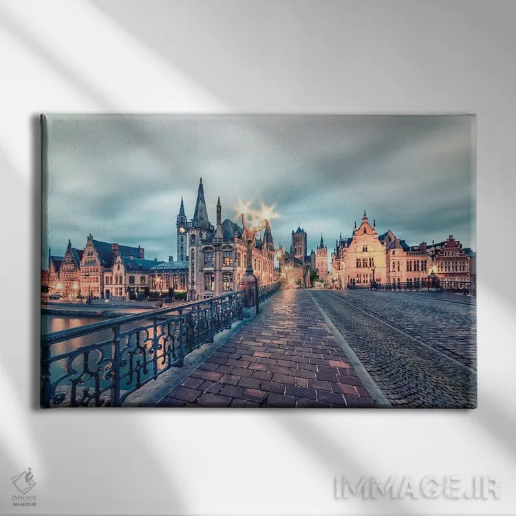 تابلو غروب در گانت (شهر گنت بلژیک) اثر مانجیک پیکچرز (استودیو عکاسی یا فیلمسازی) - نمای روبهرو روی دیوار