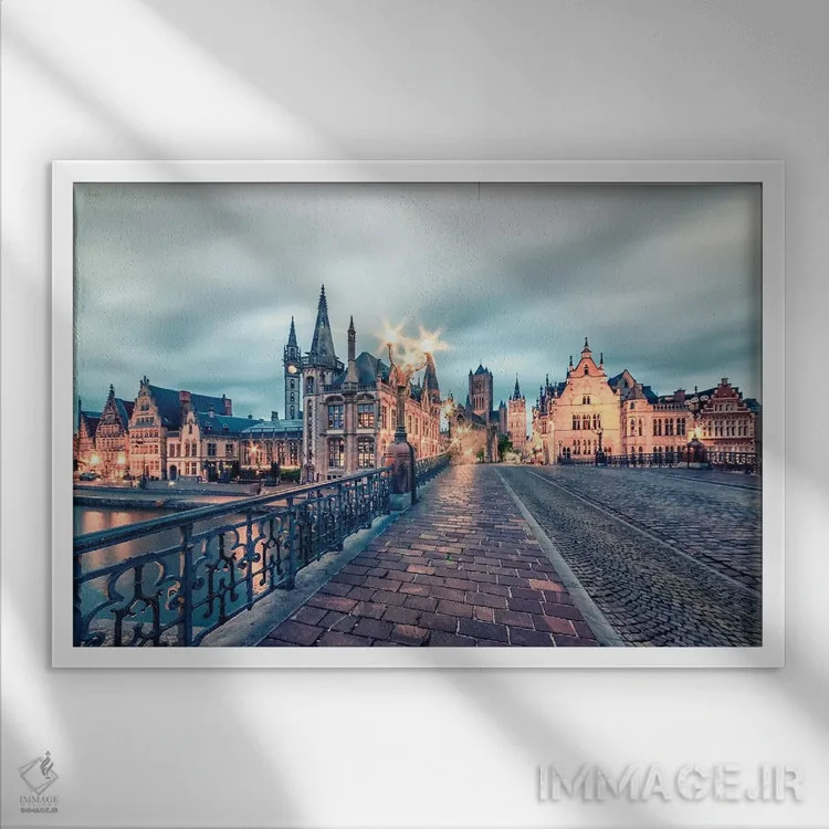 تابلو غروب در گانت (شهر گنت بلژیک) اثر مانجیک پیکچرز (استودیو عکاسی یا فیلمسازی) - نمای قابدار سفید