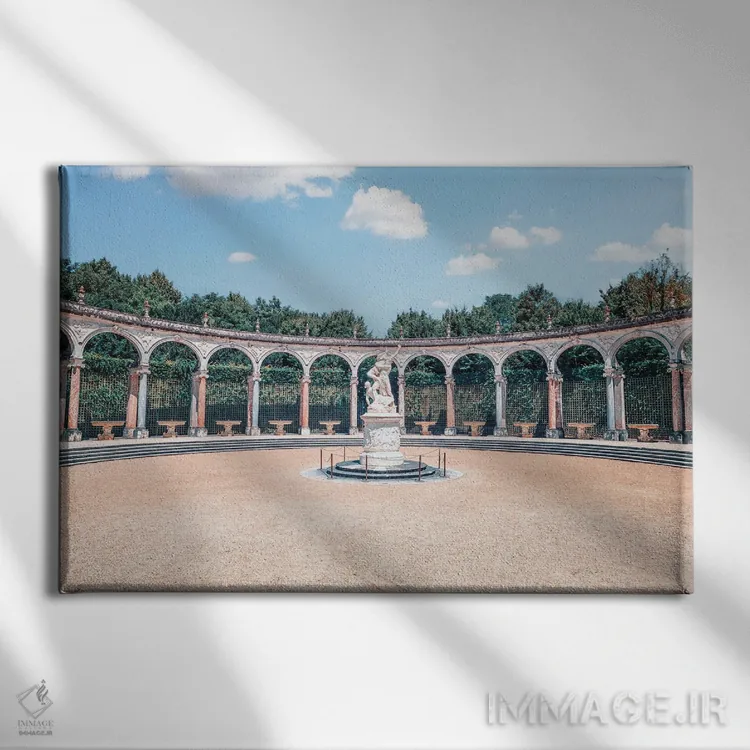 تابلو باغ ورسای اثر مانجیک پیکچرز (استودیو عکاسی یا فیلمسازی) - نمای روبهرو روی دیوار