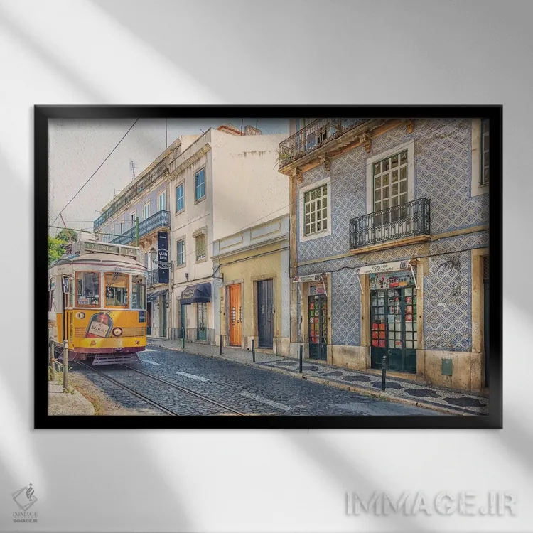 تابلو خیابان لیسبون اثر مانجیک پیکچرز (استودیو عکاسی یا فیلمسازی) - نمای قابدار مشکی