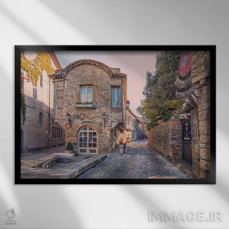 تابلو خیابان کارکاسون (شهر فرانسه) اثر مانجیک پیکچرز (استودیو عکاسی یا فیلمسازی) - نمای قابدار مشکی
