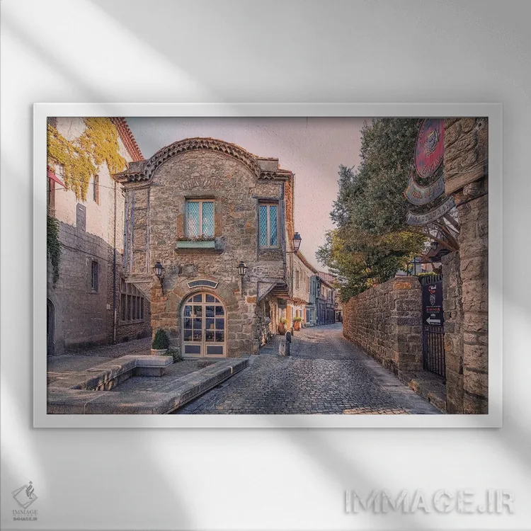تابلو خیابان کارکاسون (شهر فرانسه) اثر مانجیک پیکچرز (استودیو عکاسی یا فیلمسازی) - نمای قابدار سفید