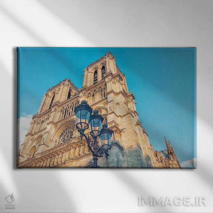 تابلو نمای کلیسا نوتردام اثر مانجیک پیکچرز (استودیو عکاسی یا فیلمسازی) - نمای روبهرو روی دیوار