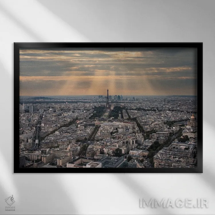 تابلو پرتو خورشید بر شهر پاریس اثر مانجیک پیکچرز (استودیو عکاسی یا فیلمسازی) - نمای قابدار مشکی
