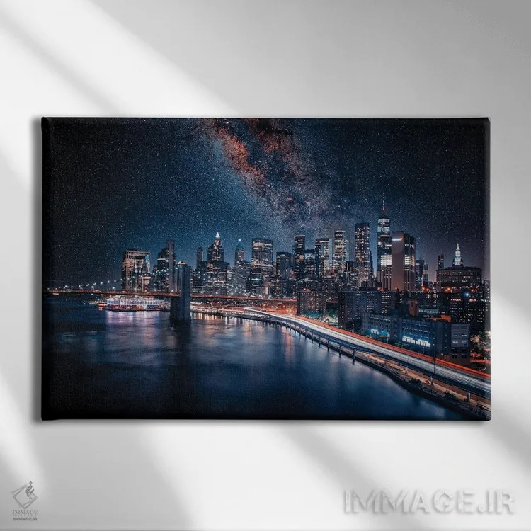 تابلو شهر بیخواب (نیویورک) اثر مانجیک پیکچرز (استودیو عکاسی یا فیلمسازی) - نمای روبهرو روی دیوار