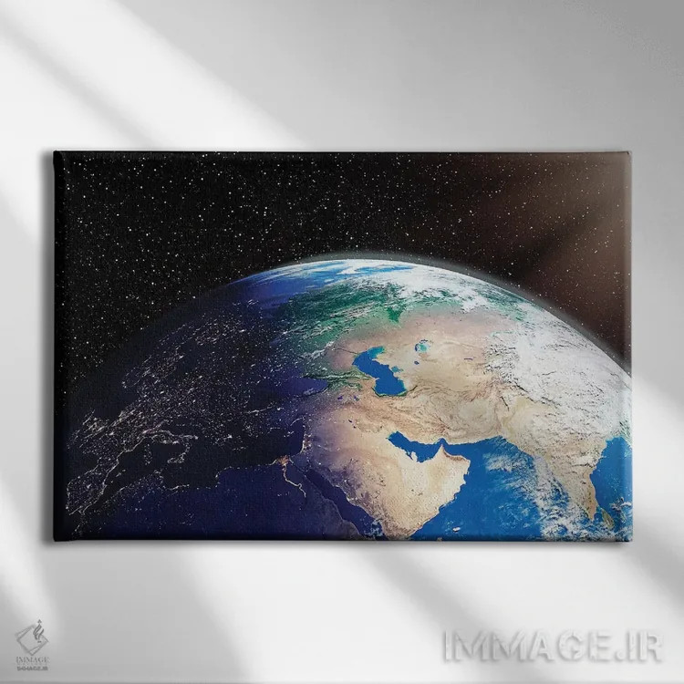 تابلو زمین زیبا اثر مانجیک پیکچرز (استودیو عکاسی یا فیلمسازی) - نمای روبهرو روی دیوار