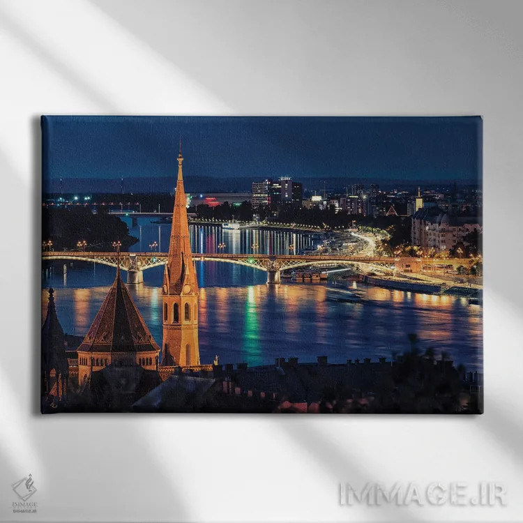تابلو بوداپست در شب اثر مانجیک پیکچرز (استودیو عکاسی یا فیلمسازی) - نمای روبهرو روی دیوار