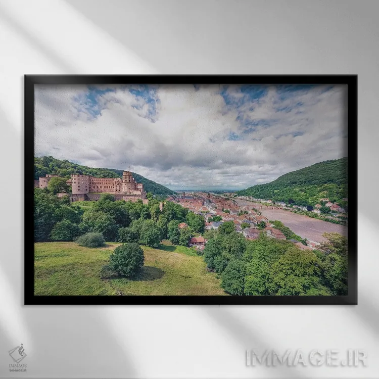 تابلو هایدلبرگ (شهر آلمان) اثر مانجیک پیکچرز (استودیو عکاسی یا فیلمسازی) - نمای قابدار مشکی