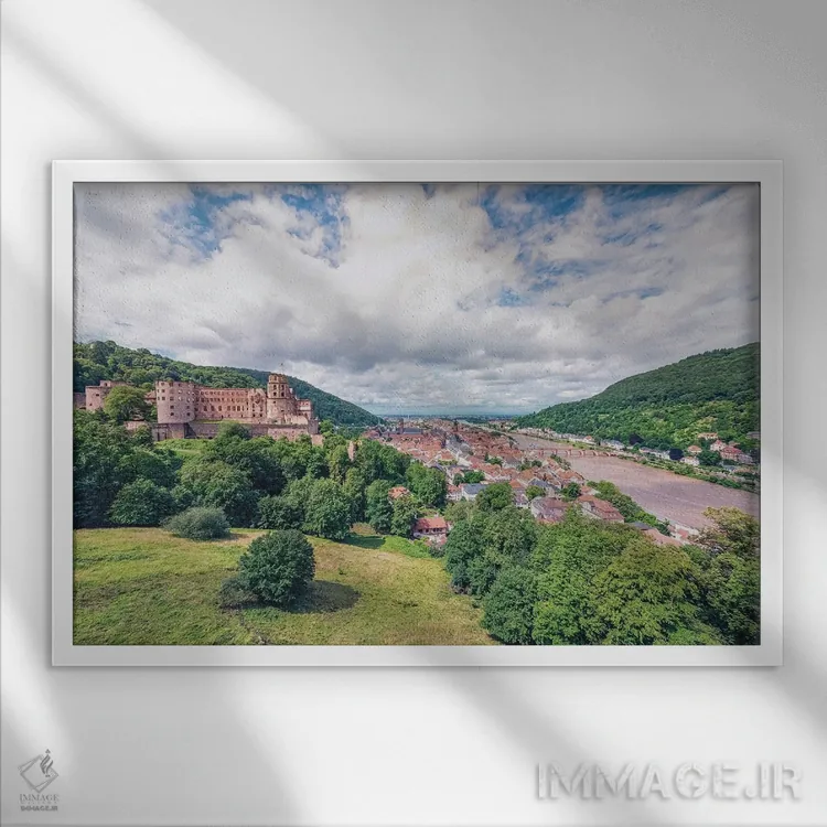 تابلو هایدلبرگ (شهر آلمان) اثر مانجیک پیکچرز (استودیو عکاسی یا فیلمسازی) - نمای قابدار سفید