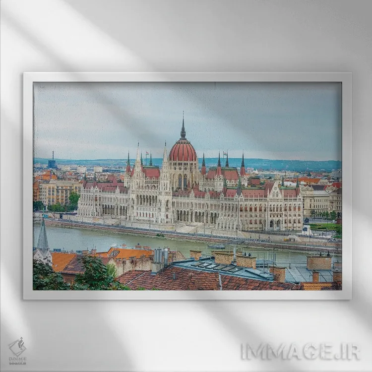 تابلو نمای پارلمان مجارستان از بامها اثر مانجیک پیکچرز (استودیو عکاسی یا فیلمسازی) - نمای قابدار سفید