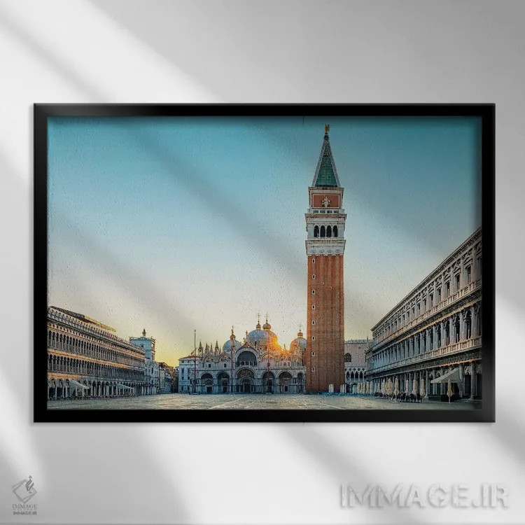 تابلو میدان سن مارکو اثر مانجیک پیکچرز (استودیو عکاسی یا فیلمسازی) - نمای قابدار مشکی