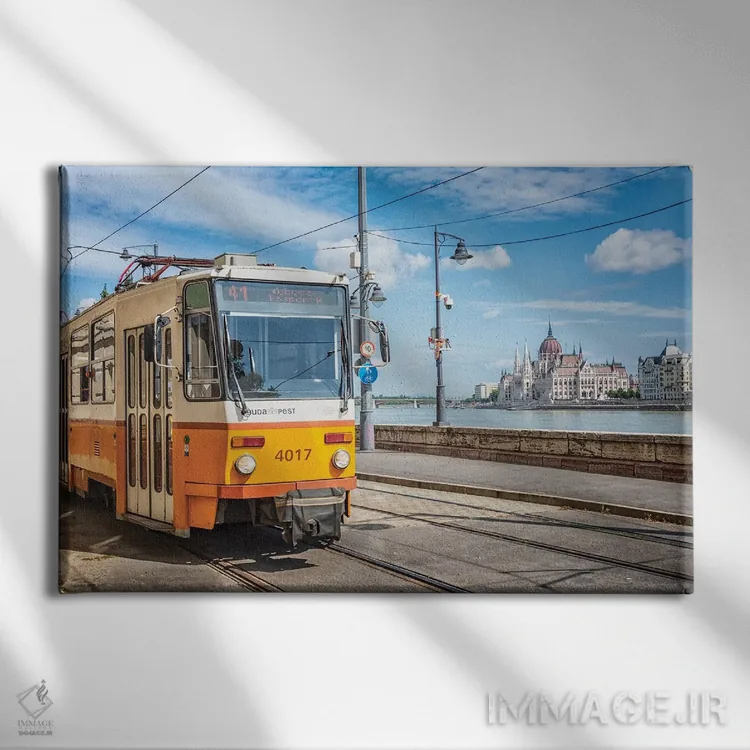 تابلو شهر بوداپست اثر مانجیک پیکچرز (استودیو عکاسی یا فیلمسازی) - نمای روبهرو روی دیوار