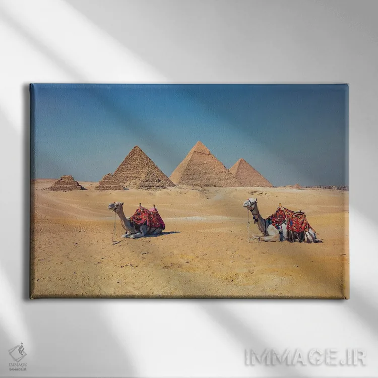 تابلو جیزه (مصر) اثر مانجیک پیکچرز (استودیو عکاسی یا فیلمسازی) - نمای روبهرو روی دیوار