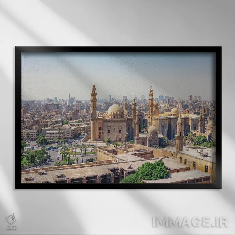 تابلو قاهره اثر مانجیک پیکچرز (استودیو عکاسی یا فیلمسازی) - نمای قابدار مشکی