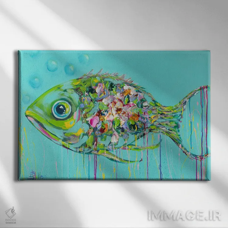 تابلو ماهی الهه سبز اثر استل گرنگس - نمای روبهرو روی دیوار