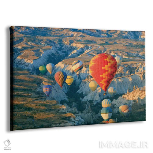 تابلو ترکیه، آناتولی، کاپادوکیا، گورمه. بالنهای هوای گرم بالای دره سرخ II اثر امیلی ویلسون - نمای پرسپکتیو محصول