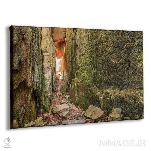 تابلو سوئد، استان بوهوسلان. مسیری میان صخرههای گوهای نزدیک اودوالا اثر امیلی ویلسون - نمای پرسپکتیو محصول