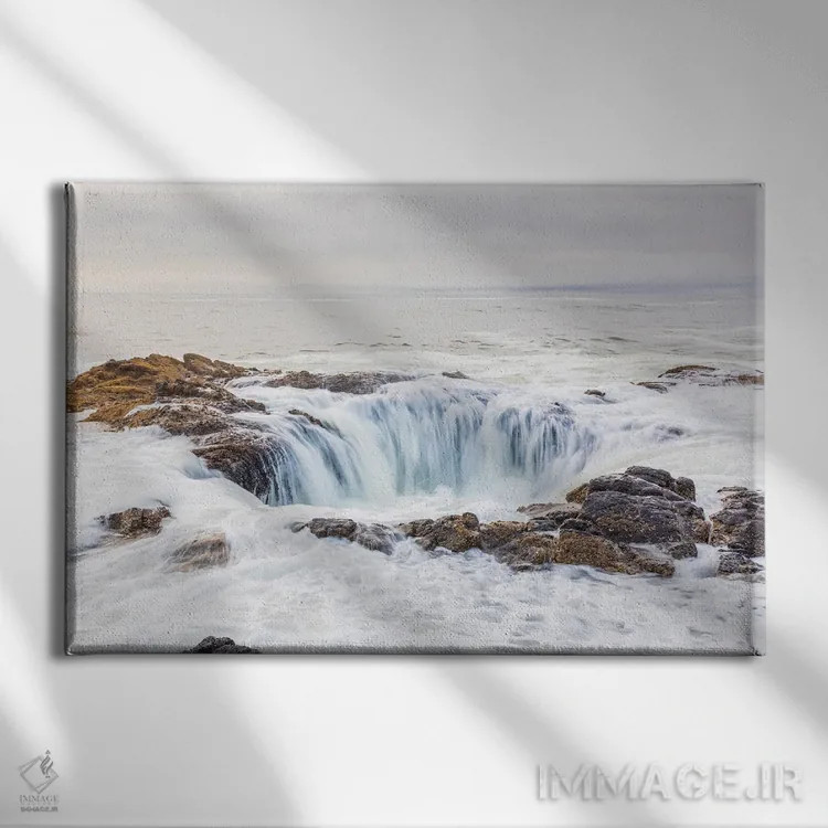 تابلو یاچاتز، اورگان، آمریکا. چاه ثور در ساحل اورگان (جاذبه طبیعی) اثر امیلی ویلسون - نمای روبهرو روی دیوار