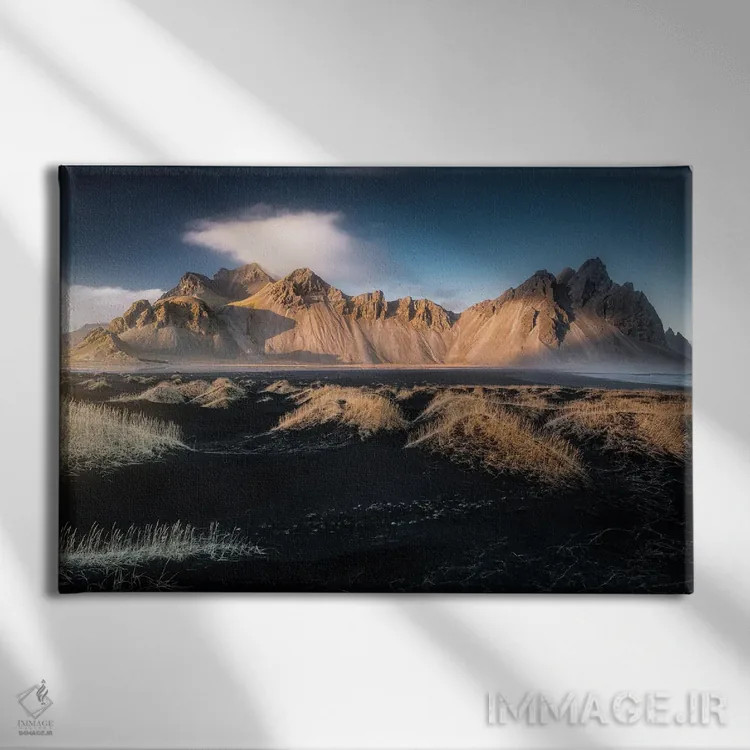 تابلو نور روز اثر فابیو آنتنور - نمای روبهرو روی دیوار