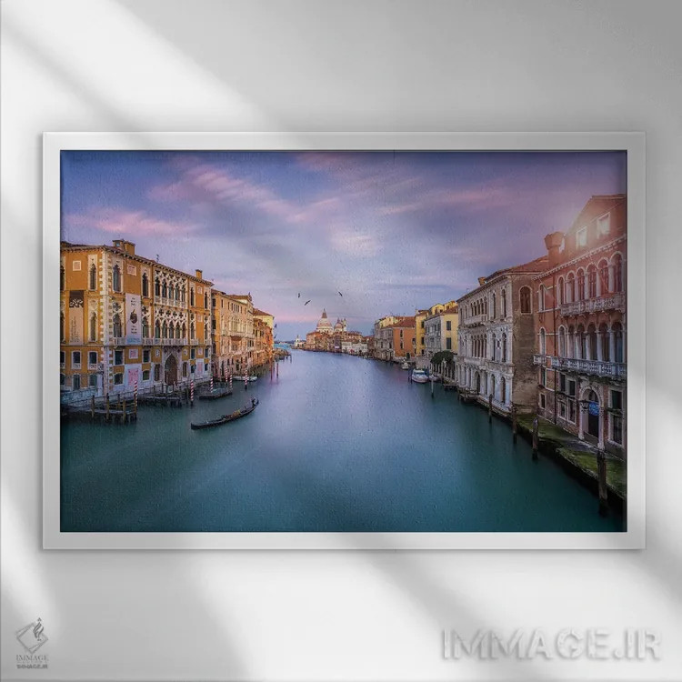 تابلو کاناله گرانده (ونیز) اثر فابیو آنتنور - نمای قابدار سفید