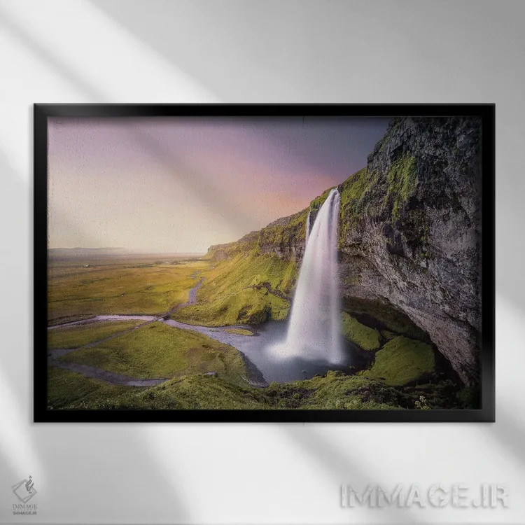 تابلو جایی اثر فابیو آنتنور - نمای قابدار مشکی