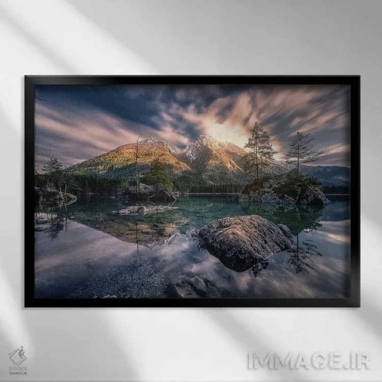 تابلو نزدیک غروب اثر فابیو آنتنور - نمای قابدار مشکی