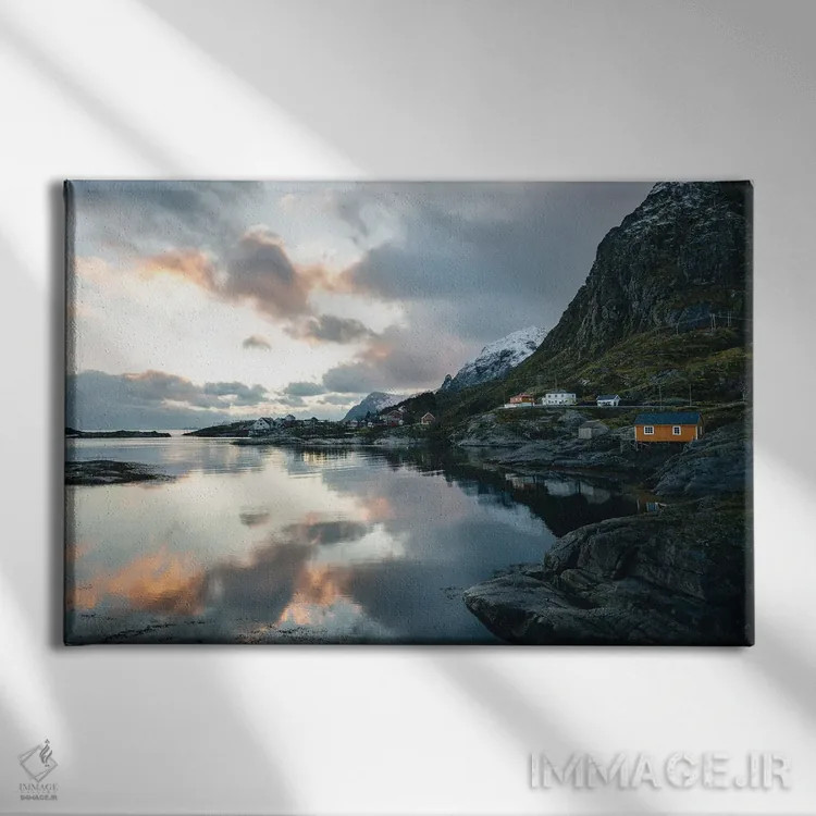 تابلو خانهٔ نارنجی اثر فابیان فورتمن - نمای روبهرو روی دیوار