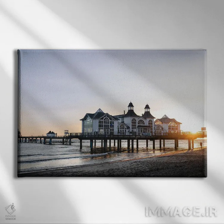 تابلو اسکلهٔ آلمانی اثر فابیان فورتمن - نمای روبهرو روی دیوار