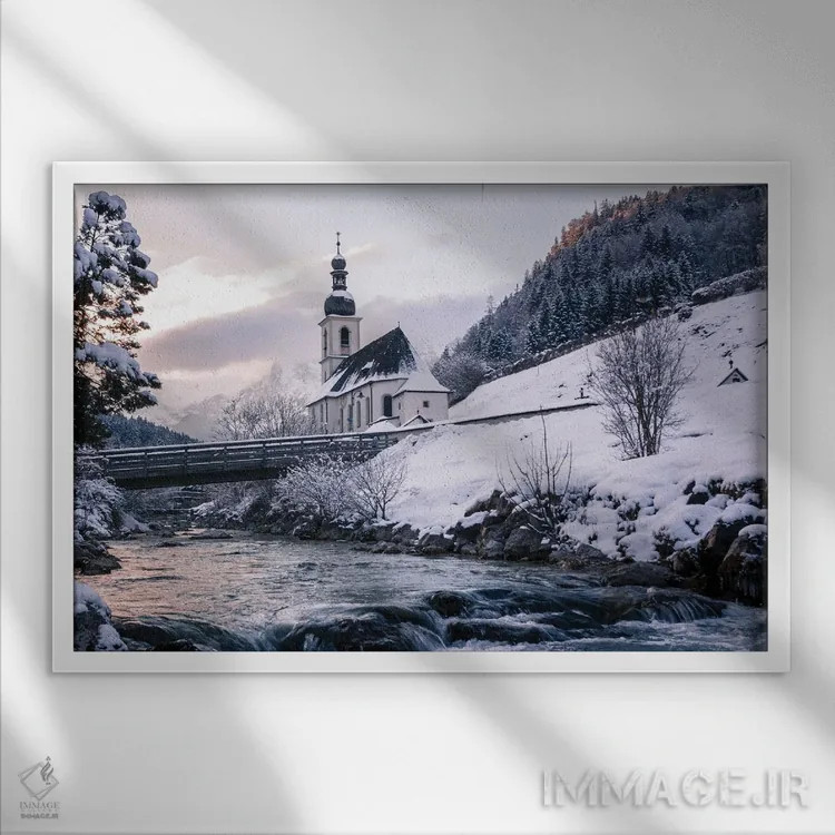 تابلو کلیسای یخی اثر فابیان فورتمن - نمای قابدار سفید