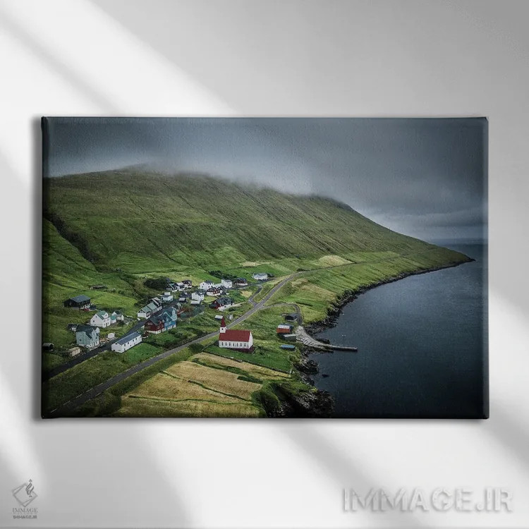 تابلو آخرین روستا اثر فابیان فورتمن - نمای روبهرو روی دیوار