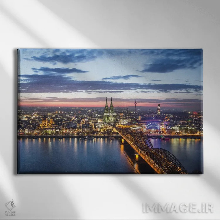 تابلو منظرهٔ شهری کلن (آلمان) اثر فابیان فورتمن - نمای روبهرو روی دیوار