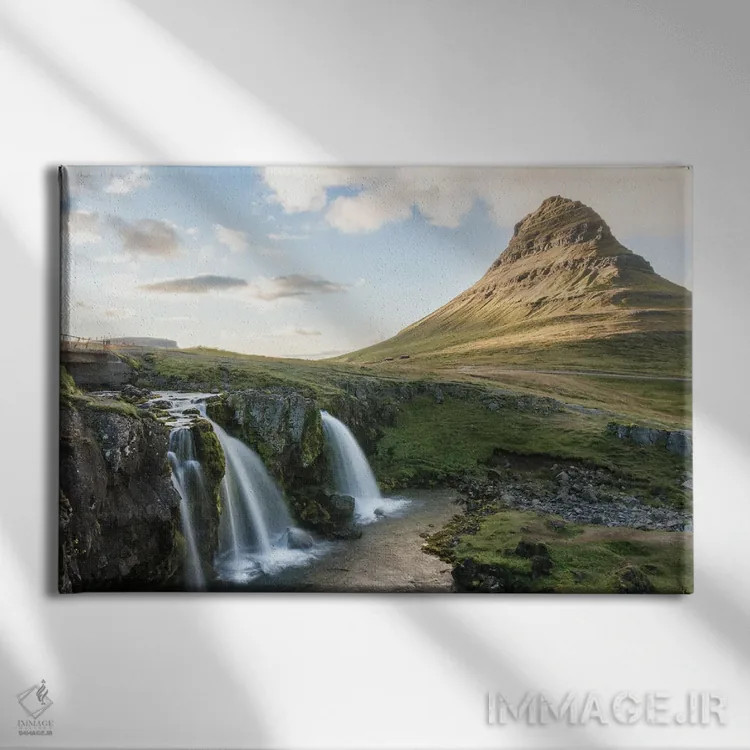 تابلو آبشار کیرکیوفل (ایسلند) اثر فابیان فورتمن - نمای روبهرو روی دیوار