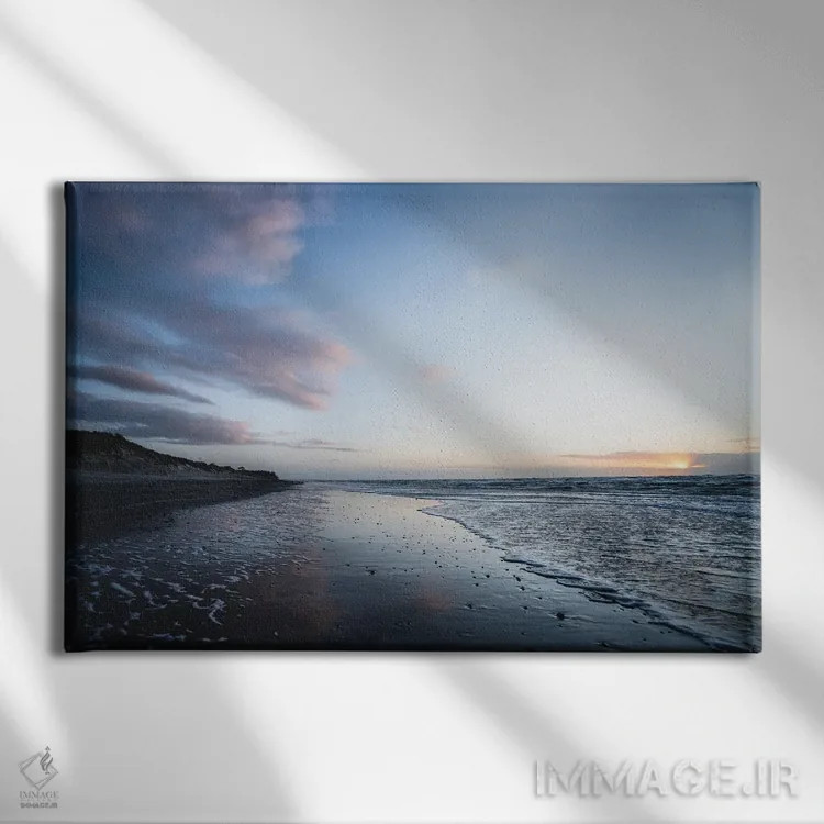 تابلو آخرین پرتوهای خورشید اثر فابیان فورتمن - نمای روبهرو روی دیوار