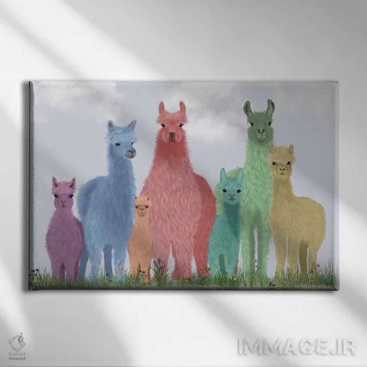 تابلو خانواده لاما رنگ پاستلی اثر فب فانکی (استودیو هنری) - نمای روبهرو روی دیوار