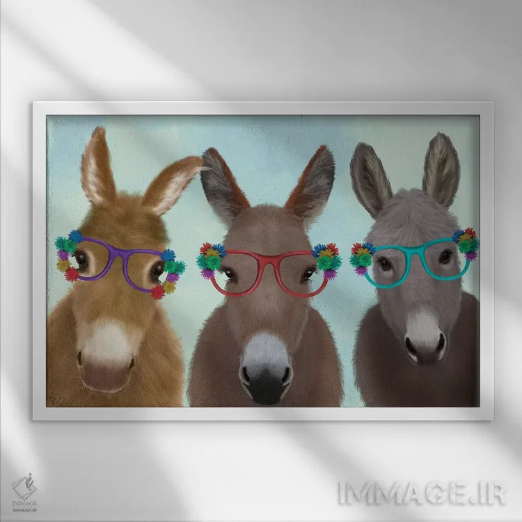 تابلو سهتایی الاغ با عینک گلدار اثر فب فانکی (استودیو هنری) - نمای قابدار سفید