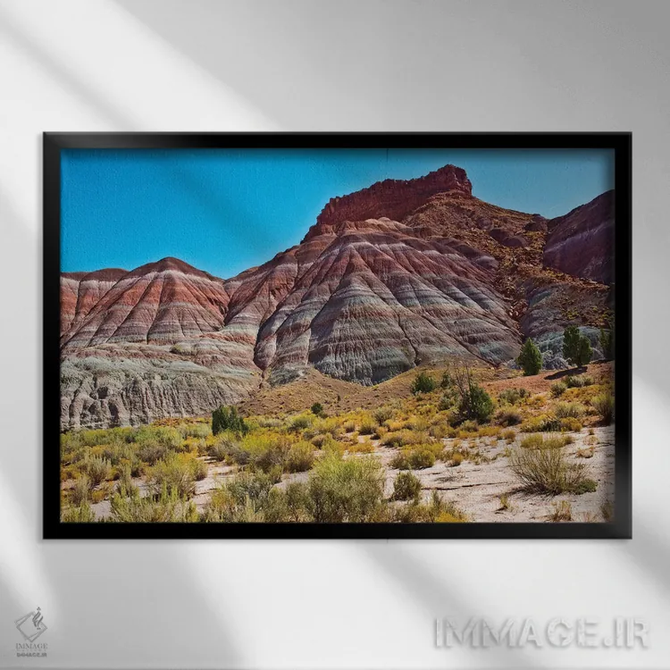 تابلو "آمریکا، یوتا، پاریا. منظره مسیر به سمت شهر متروکه" اثر برنارد فریل - نمای قابدار مشکی