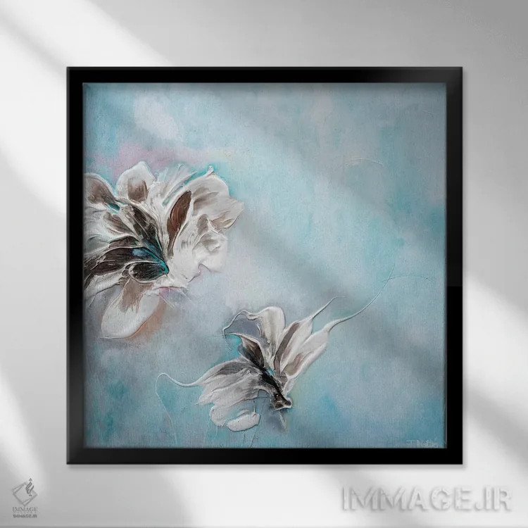 تابلو در دریای فیروزهای I اثر فرانسواز واتره - نمای قابدار مشکی