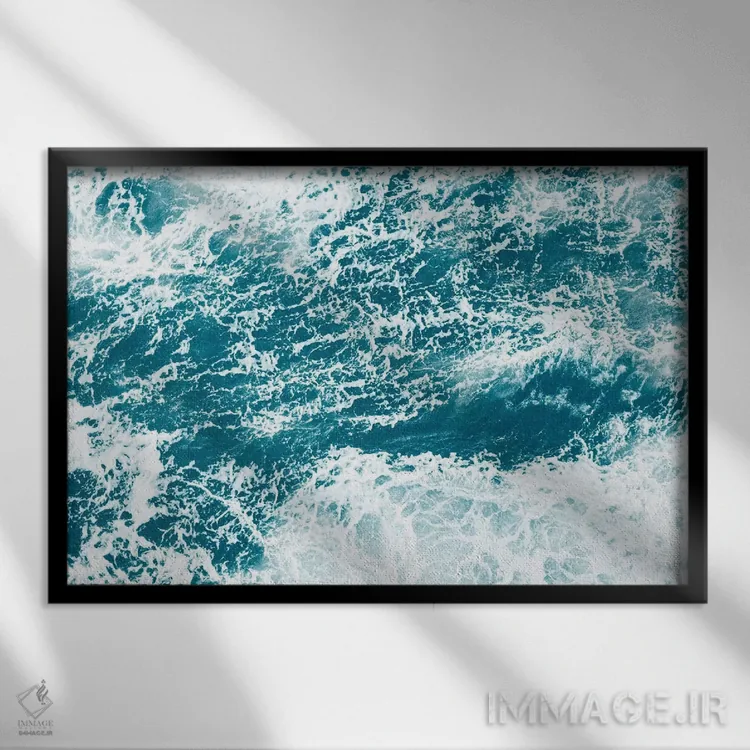 تابلو پاشیدن امواج اقیانوس ۱ اثر گال دیزاین - نمای قابدار مشکی