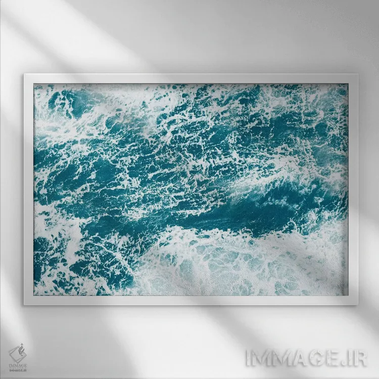 تابلو پاشیدن امواج اقیانوس ۱ اثر گال دیزاین - نمای قابدار سفید