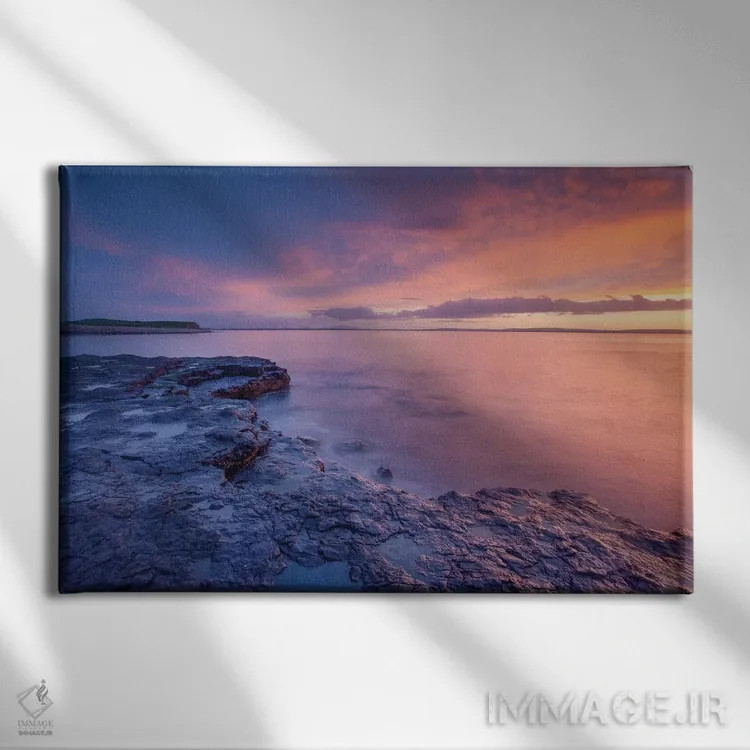 تابلو غروب بالای خلیج کیلالا، شهرستان اسلایگو، ایرلند اثر گارث مککورمک - نمای روبهرو روی دیوار