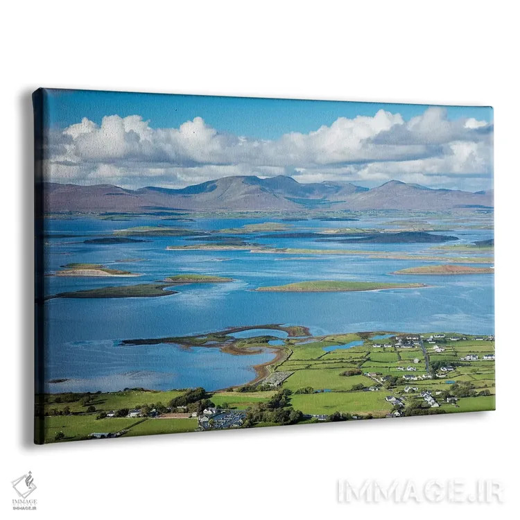 تابلو نمای عرضی خلیج کلئو از قله کرو پاتریک، شهرستان مایو، ایرلند اثر گارث مککورمک - نمای پرسپکتیو محصول