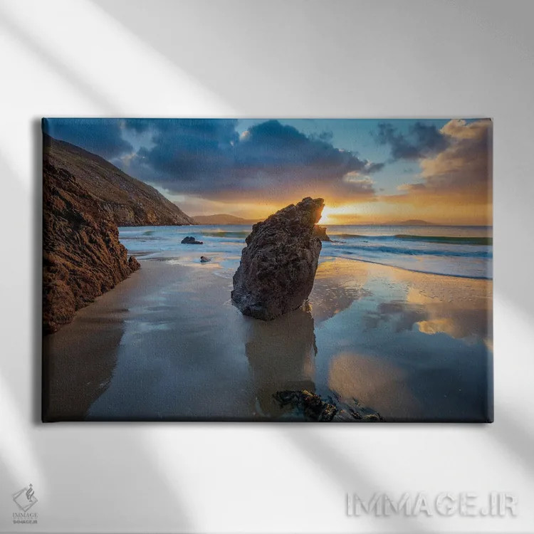 تابلو طلوع زمستانی دوم، خلیج کیم، جزیره آکیل، شهرستان مایو، ایرلند اثر گارث مککورمک - نمای روبهرو روی دیوار