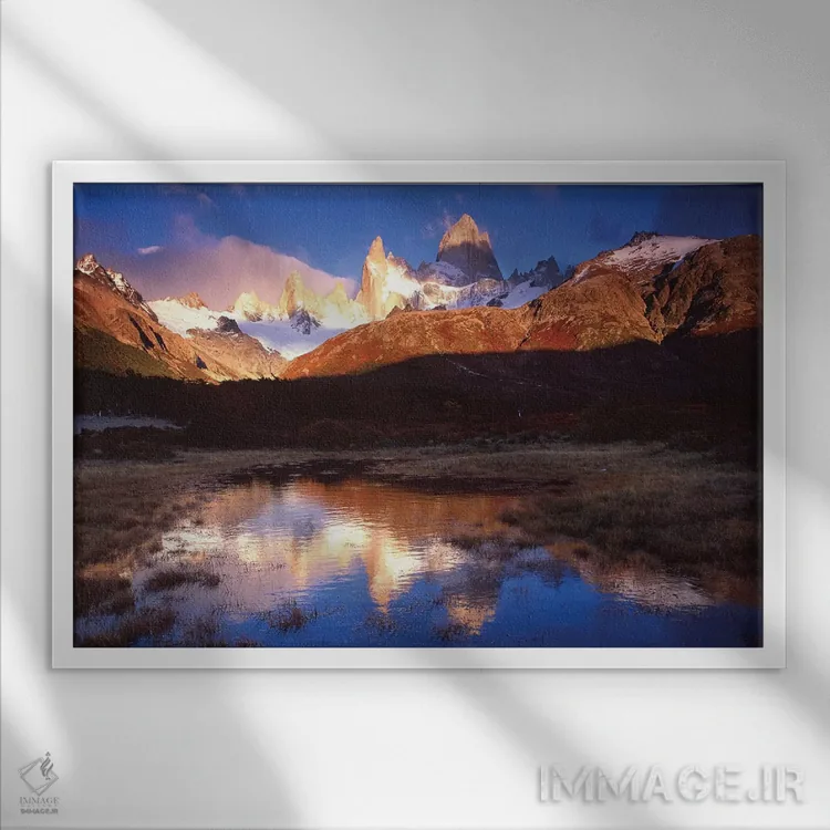 تابلو کوه مونته فیتزروی دوم اثر گارث مککورمک - نمای قابدار سفید