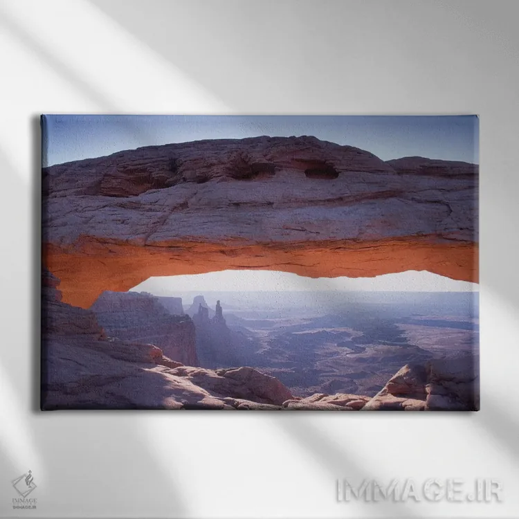 تابلو سپیدهدم دوم، قوس مسا، پارک ملی کنیونلندز، یوتا، آمریکا اثر گارث مککورمک - نمای روبهرو روی دیوار